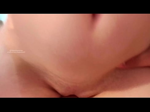 ❤️ میری بہن کے کمرے میں سو رہی تھی اور اسی طرح میں جاگ گئی۔ پر ur.raceporn.ru ❌❤